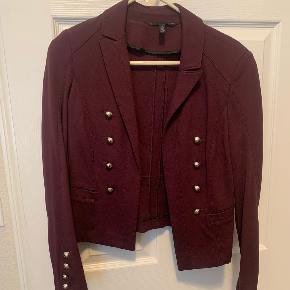 Women’s crop blazer
